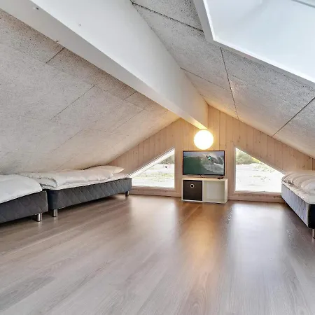 Luxury Retreat By Houstrup - By Traum *